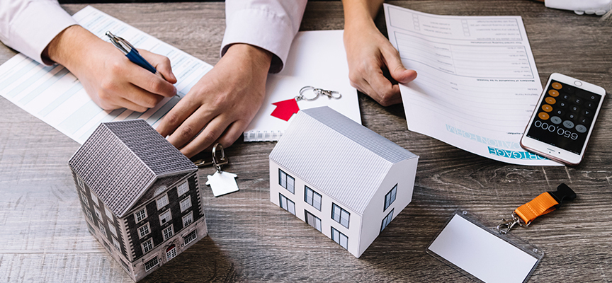 Dealing With Property Disputes? How Real Estate Lawyers Can Help