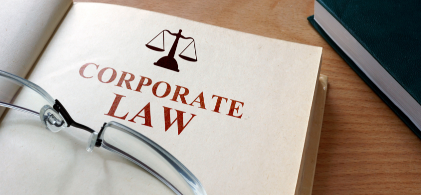 6 Benefits of Working with a Corporate Lawyer in Edmonton for Contract Review